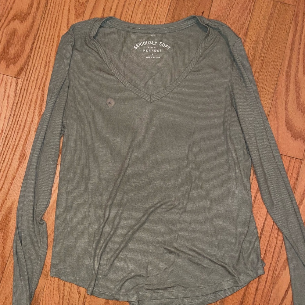 Long sleeve V neck top from Aeropostale